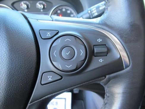 Used 2021 Buick Enclave Essence w/ Sound and Sites Package image 23