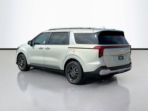 New 2026 Kia Carnival EX image 5