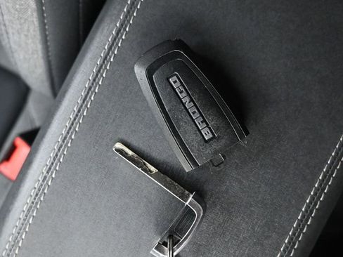 Used 2025 Ford Bronco Big Bend AWD/4WD image 19