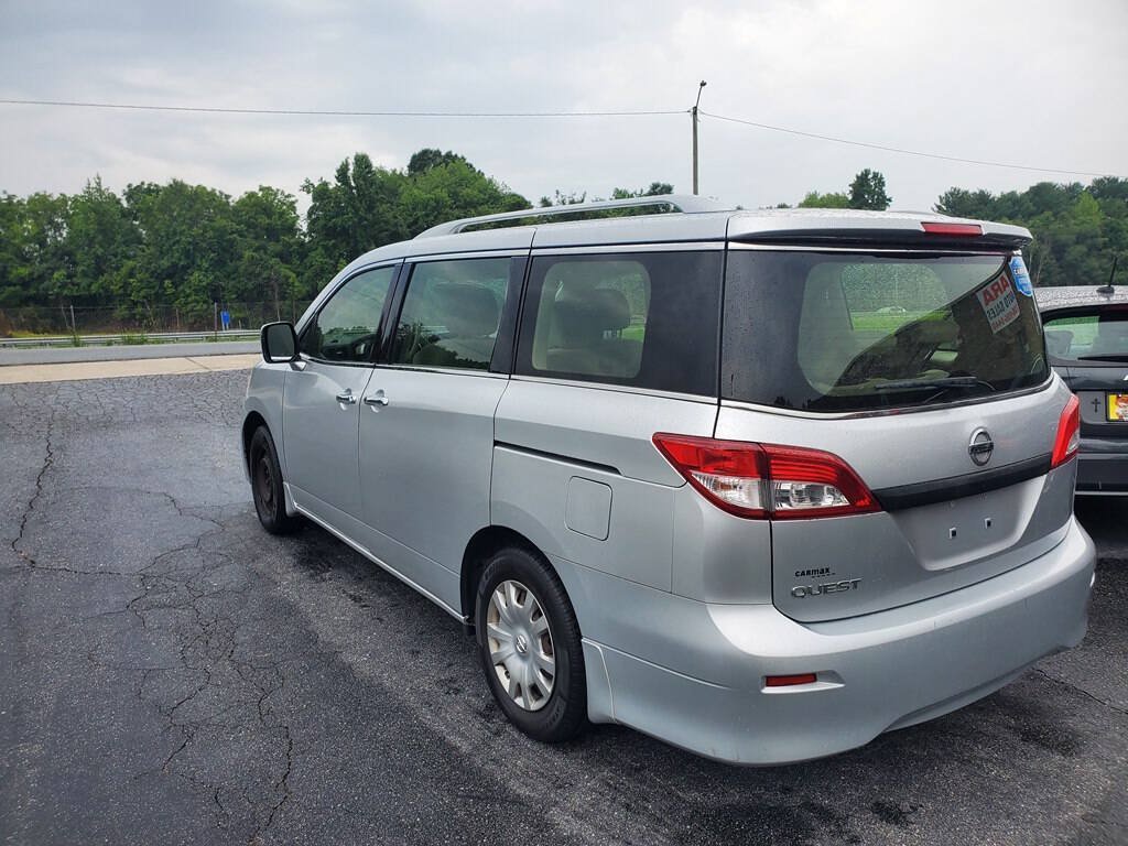 Used 2013 Nissan Quest S FWD image 7