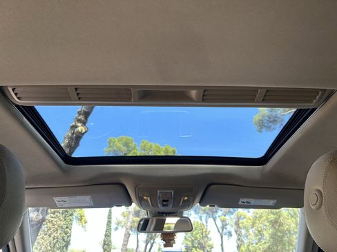 Used 2015 Mercedes-Benz GL 450 4MATIC image 37