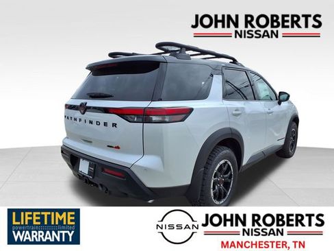 New 2026 Nissan Pathfinder SV image 17