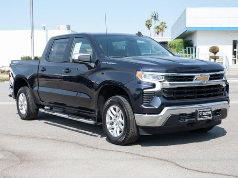 Used 2024 Chevrolet Silverado 1500 LT AWD/4WD image 1