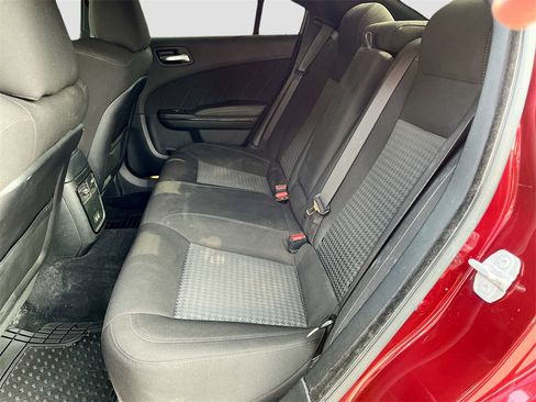 Used 2022 Dodge Charger R/T w/ Blacktop Package image 22