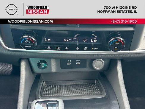 Certified 2026 Nissan Rogue SV AWD/4WD image 34