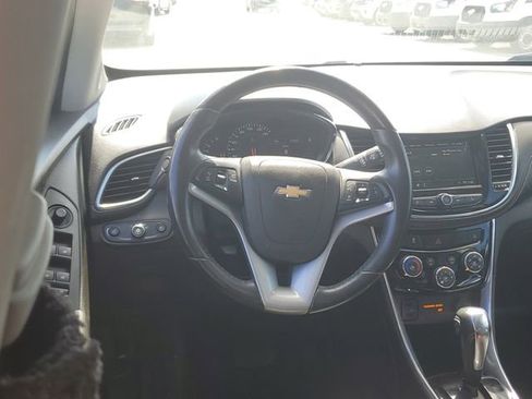 Used 2019 Chevrolet Trax Premier w/ LPO, Protection Package AWD/4WD image 11