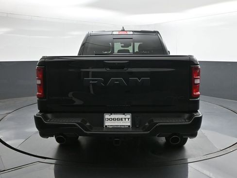 New 2026 RAM 1500 4x4 Crew Cab image 8