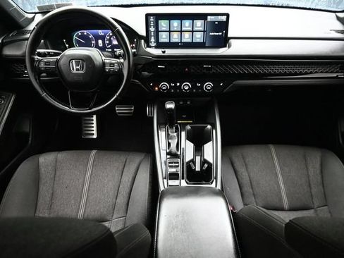 Used 2025 Honda Accord Sport image 12