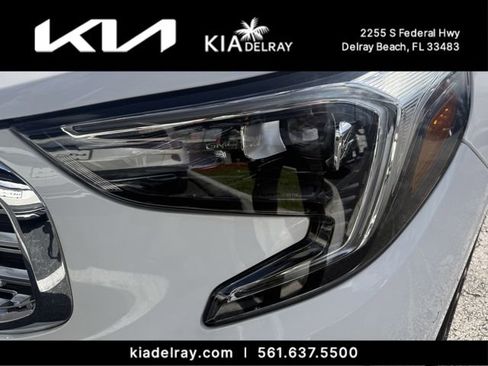 Used 2020 GMC Terrain Denali w/ Denali Premium Package image 6