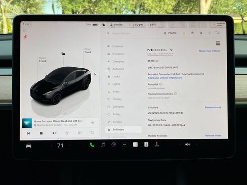 Used 2022 Tesla Model Y Performance image 13