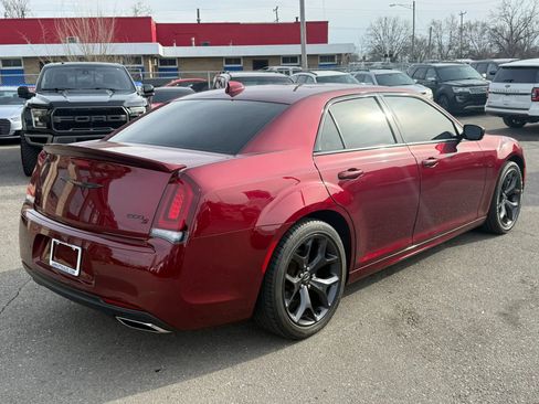 Used 2021 Chrysler 300 S w/ Popular Equipment Group image 5