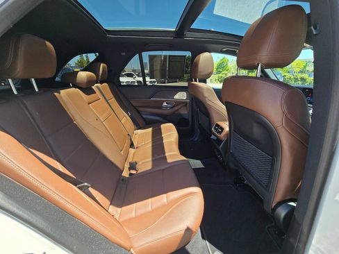 Used 2024 Mercedes-Benz GLE 350 4MATIC image 12