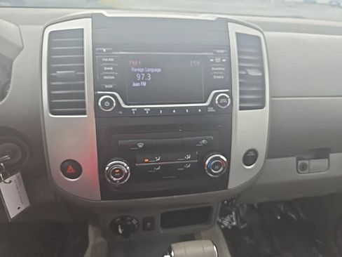 Used 2018 Nissan Frontier SV AWD/4WD image 20