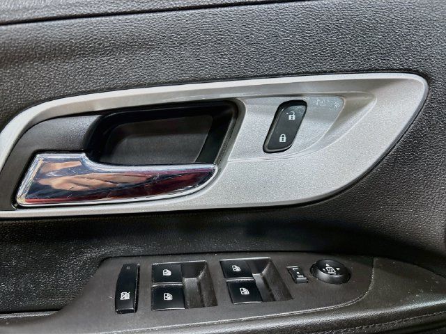 Used 2013 Chevrolet Equinox LS FWD image 14