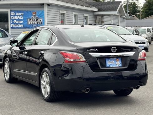 Used 2015 Nissan Altima 2.5 SL w/ Technology Package FWD image 5