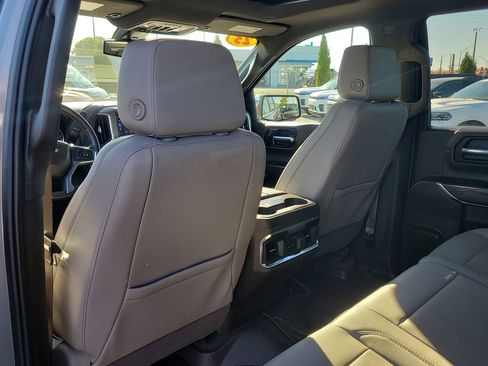 Used 2022 Chevrolet Silverado 1500 LTZ w/ LTZ Premium Package RWD image 13