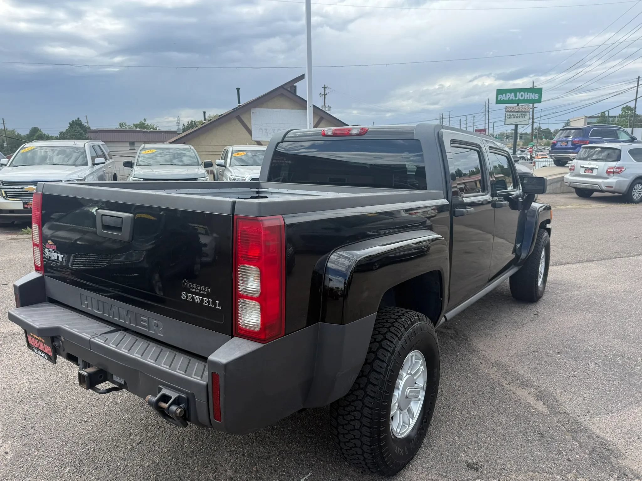 Used 2009 HUMMER H3T AWD/4WD image 8