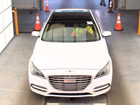 Used 2018 Genesis G80 3.8 w/ Option Group 03 image 4