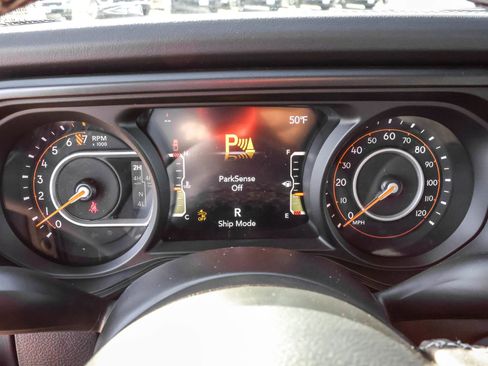 New 2026 Jeep Gladiator Mojave image 25