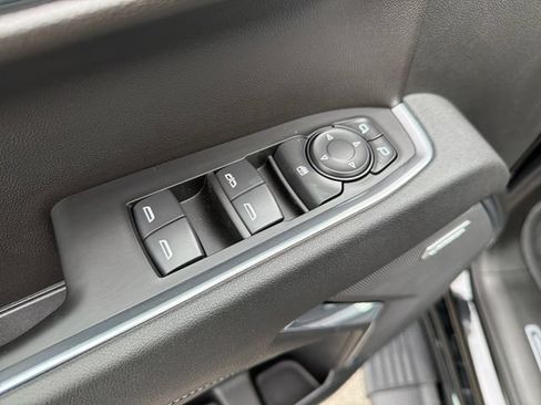 New 2026 GMC Sierra 1500 Elevation w/ Elevation Premium Package AWD/4WD image 17