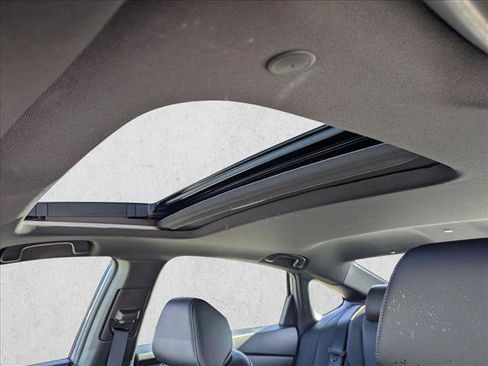 Used 2023 Honda Accord Sport image 15