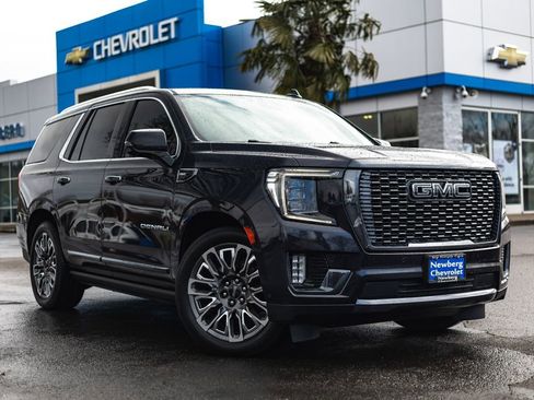 Used 2023 GMC Yukon Denali Ultimate image 1