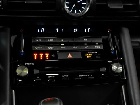 Used 2024 Lexus IS 300 F Sport RWD image 30