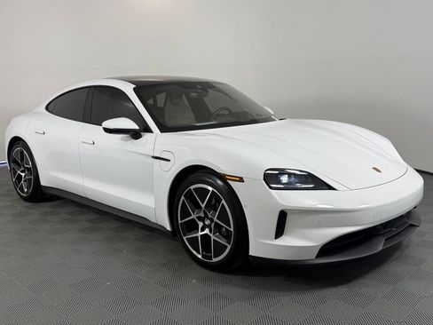 Certified 2025 Porsche Taycan AWD/4WD image 9
