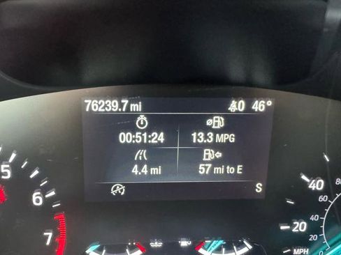 Used 2020 Ford Escape SE image 13