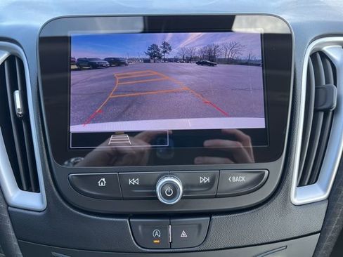 Used 2024 Chevrolet Malibu LS image 24