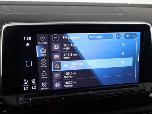 Used 2026 Volkswagen Atlas SE FWD image 32