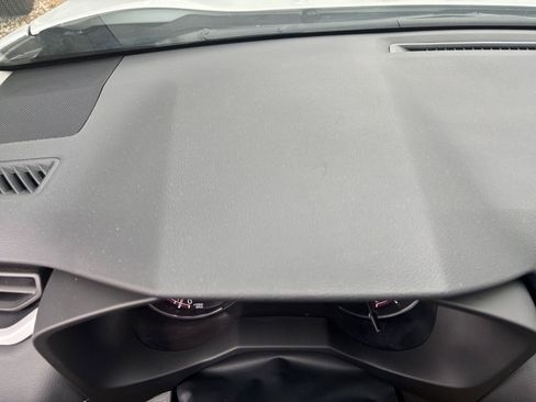 Used 2025 Toyota RAV4 XLE image 34