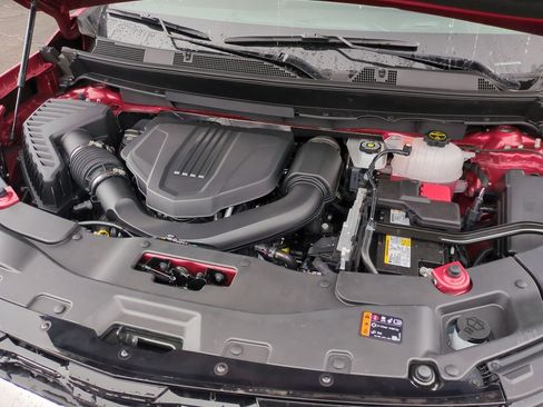 New 2025 Chevrolet Traverse LT w/ Enhanced Driving Package image 30