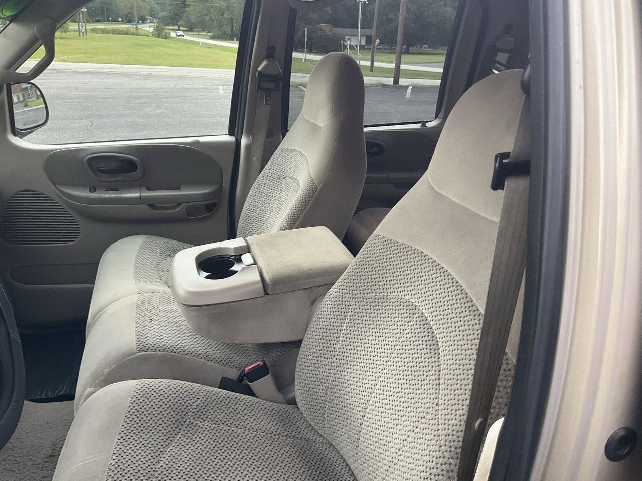 Used 2001 Ford F150 XLT RWD image 20