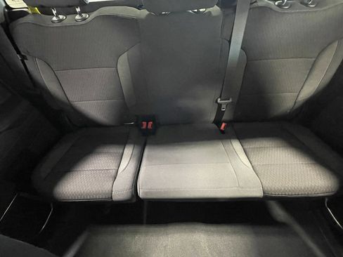 Used 2024 Chevrolet Silverado 1500 LT image 13