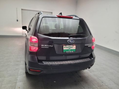 Used 2016 Subaru Forester 2.5i Premium w/ All-Weather Package AWD/4WD image 6