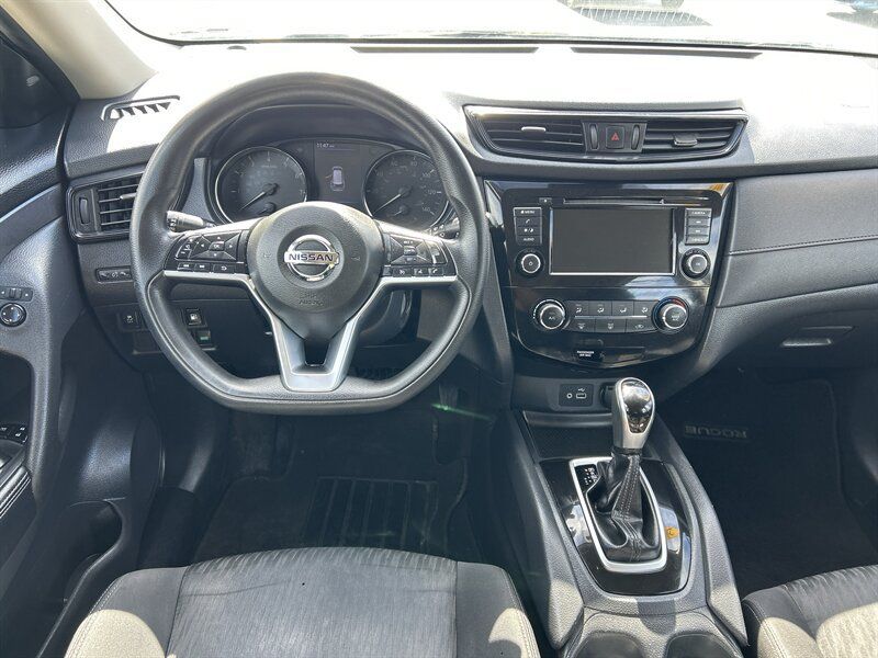 Used 2020 Nissan Rogue S AWD/4WD image 11
