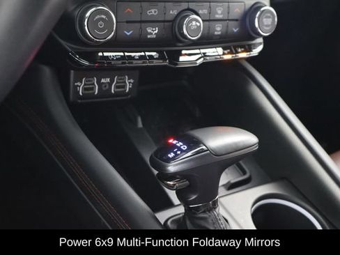 Used 2025 Dodge Durango GT AWD/4WD image 23
