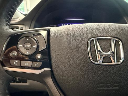 Used 2021 Honda Pilot Touring image 38