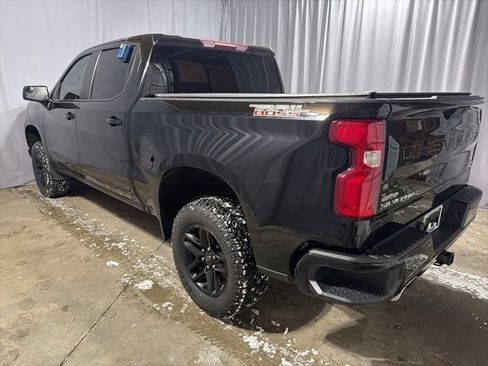 Used 2021 Chevrolet Silverado 1500 LT Trail Boss w/ Bed Protection Package image 4