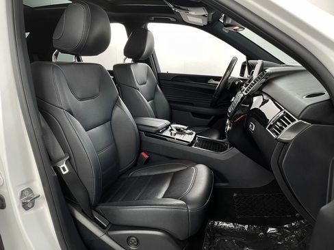 Used 2019 Mercedes-Benz GLE 43 AMG 4MATIC image 39