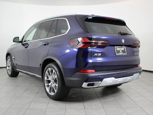 New 2026 BMW X5 sDrive40i w/ Parking Assistance Package image 3