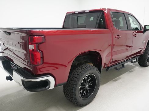 Used 2019 Chevrolet Silverado 1500 LT w/ Texas Edition AWD/4WD image 4