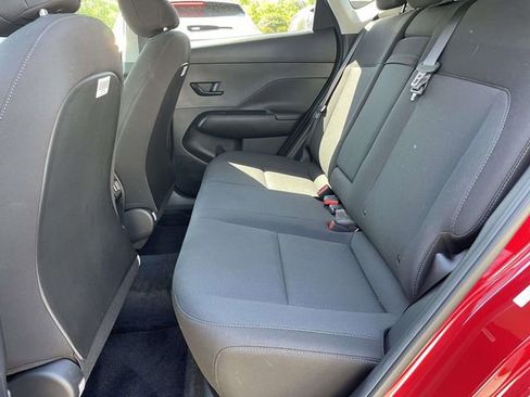 Used 2025 Hyundai Kona SEL FWD image 10