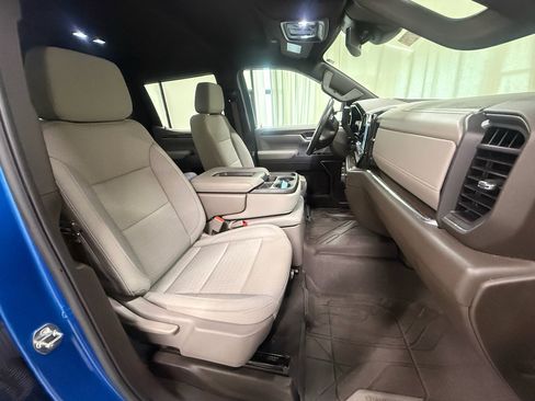 Used 2023 Chevrolet Silverado 1500 LT AWD/4WD image 24