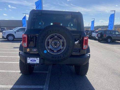 New 2025 Ford Bronco 2-Door w/ Sasquatch Package AWD/4WD image 3