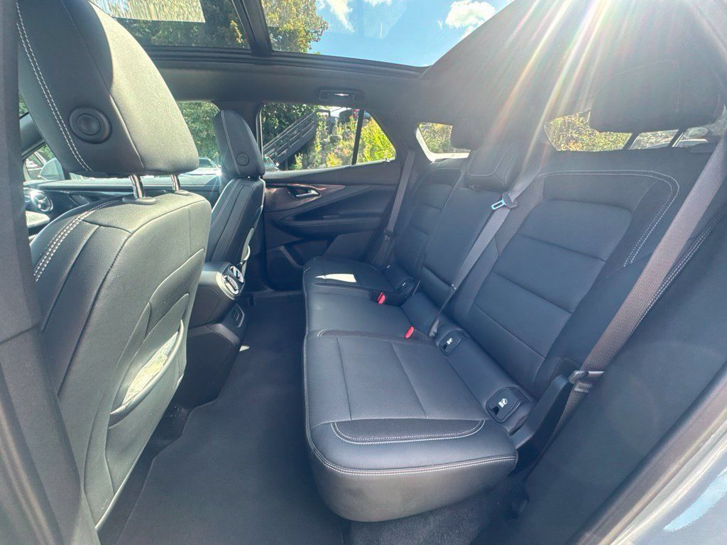 Used 2024 Chevrolet Blazer EV LT AWD/4WD image 19