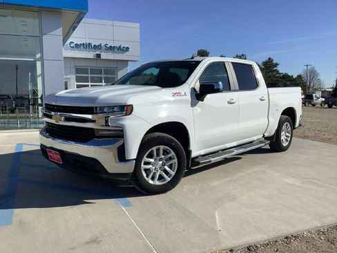 Used 2021 Chevrolet Silverado 1500 LT image 1