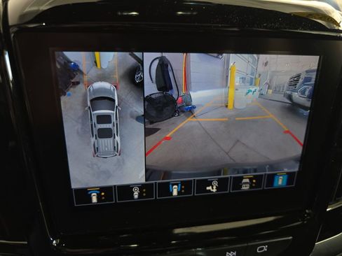 Certified 2023 Chevrolet Traverse Premier w/ Redline Edition AWD/4WD image 26