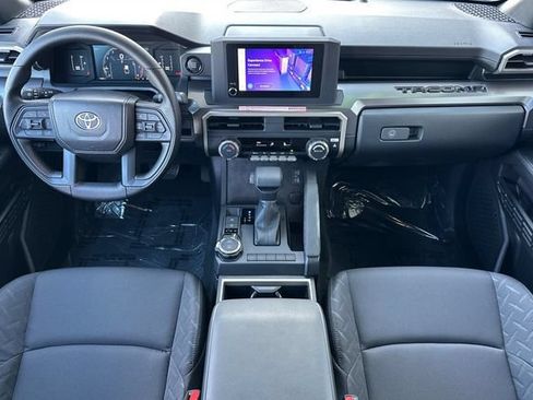 Certified 2026 Toyota Tacoma SR5 AWD/4WD image 17